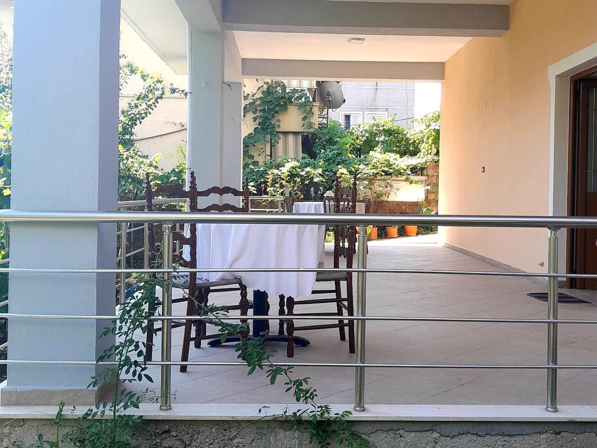 George 1 Apartment Gjirokaster Exterior photo
